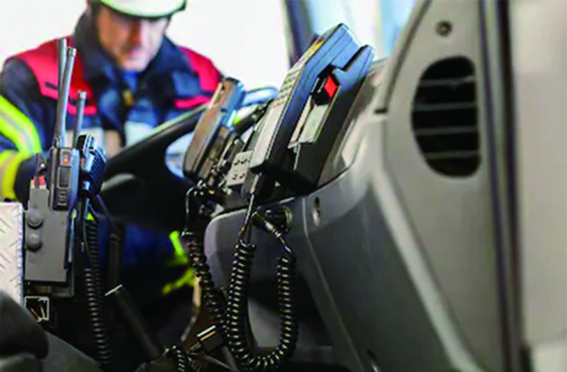firefighter-action-radios-260nw-258920819_看图王.web(1).jpg